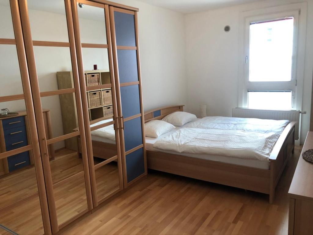 Bright Apartment With A Free Parking Garage @ Wienerberg エクステリア 写真