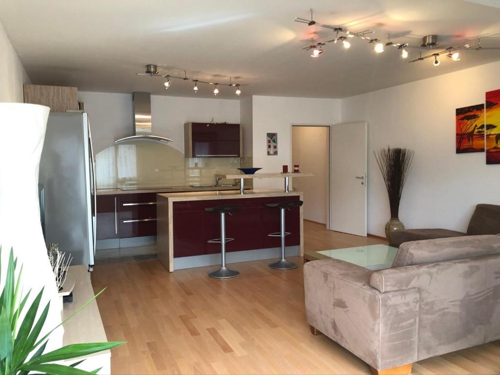 Bright Apartment With A Free Parking Garage @ Wienerberg エクステリア 写真