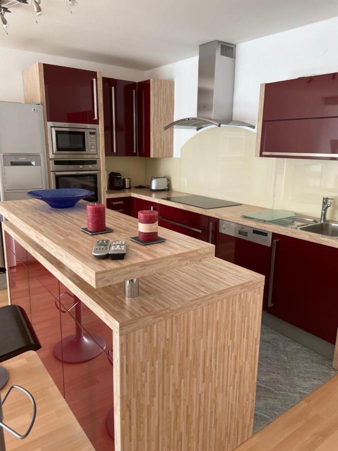 Bright Apartment With A Free Parking Garage @ Wienerberg エクステリア 写真