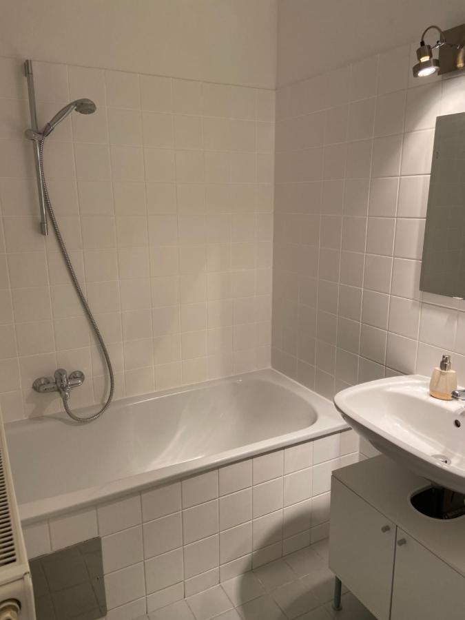 Bright Apartment With A Free Parking Garage @ Wienerberg エクステリア 写真